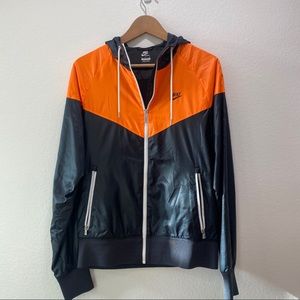 Size Small Nike Retro Windbreaker Jacket